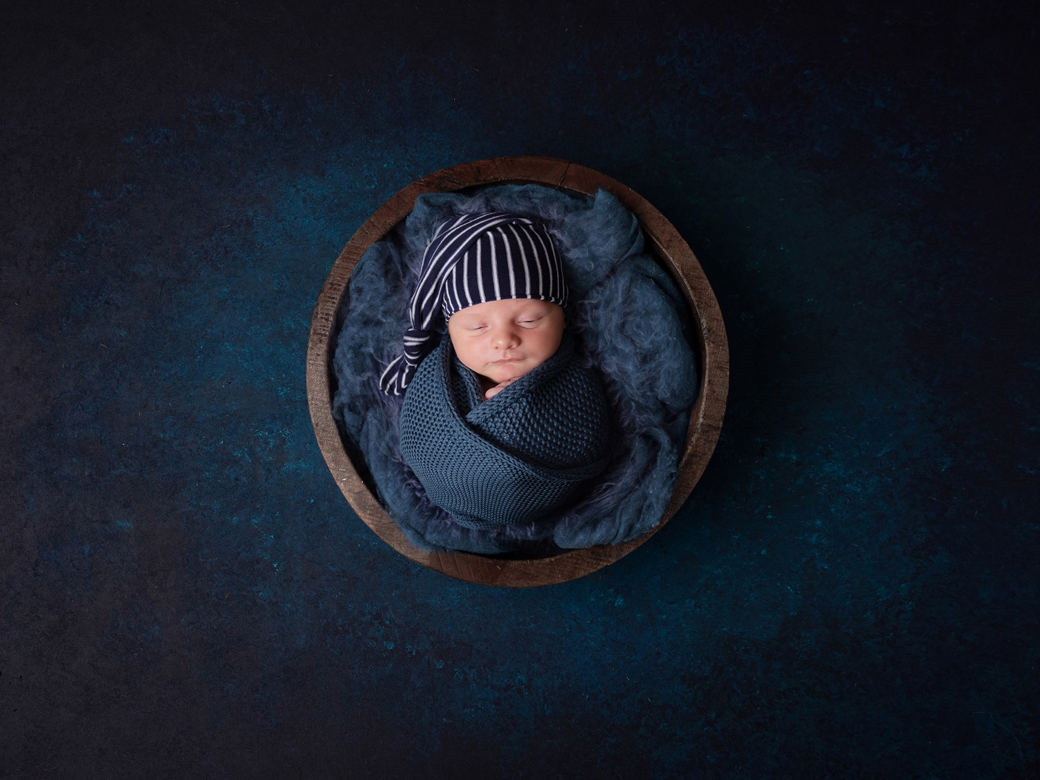 BABY PHOTOGRAPHER Hi, I am Jenifer - I am a specialist Newborn and Baby photographer based in Brockford, Suffolk.